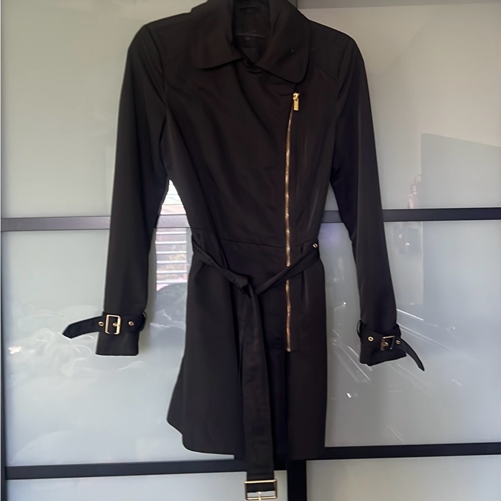 EUC*** KENNETH COLE REACTION / BLACK  TRENCH COAT / SIZE SMALL